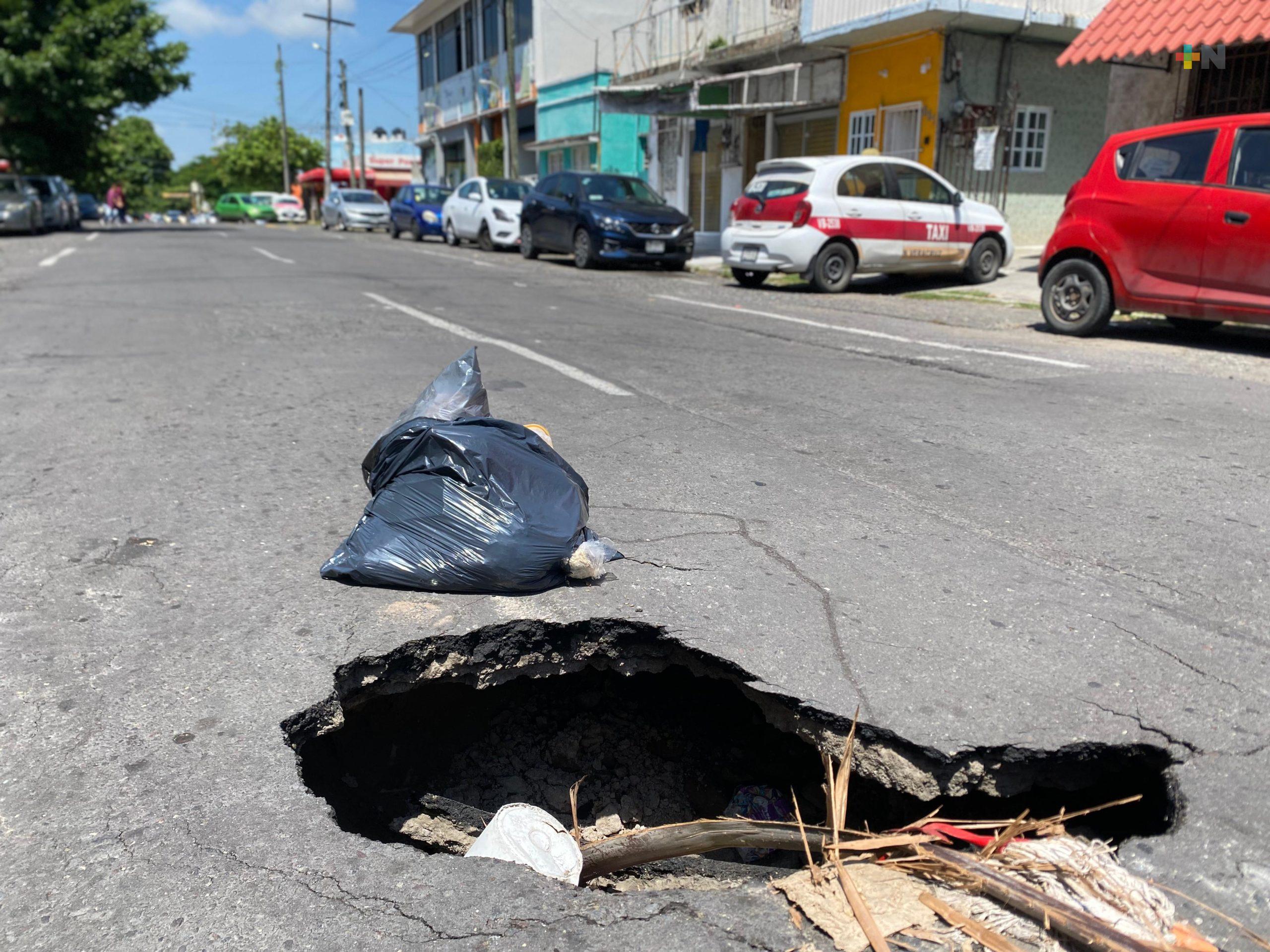 Hundimiento en la calle Juan Enríquez de Veracruz