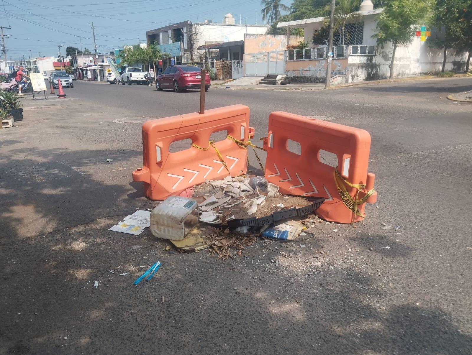 Reportan otro hundimiento en colonia Playa Linda