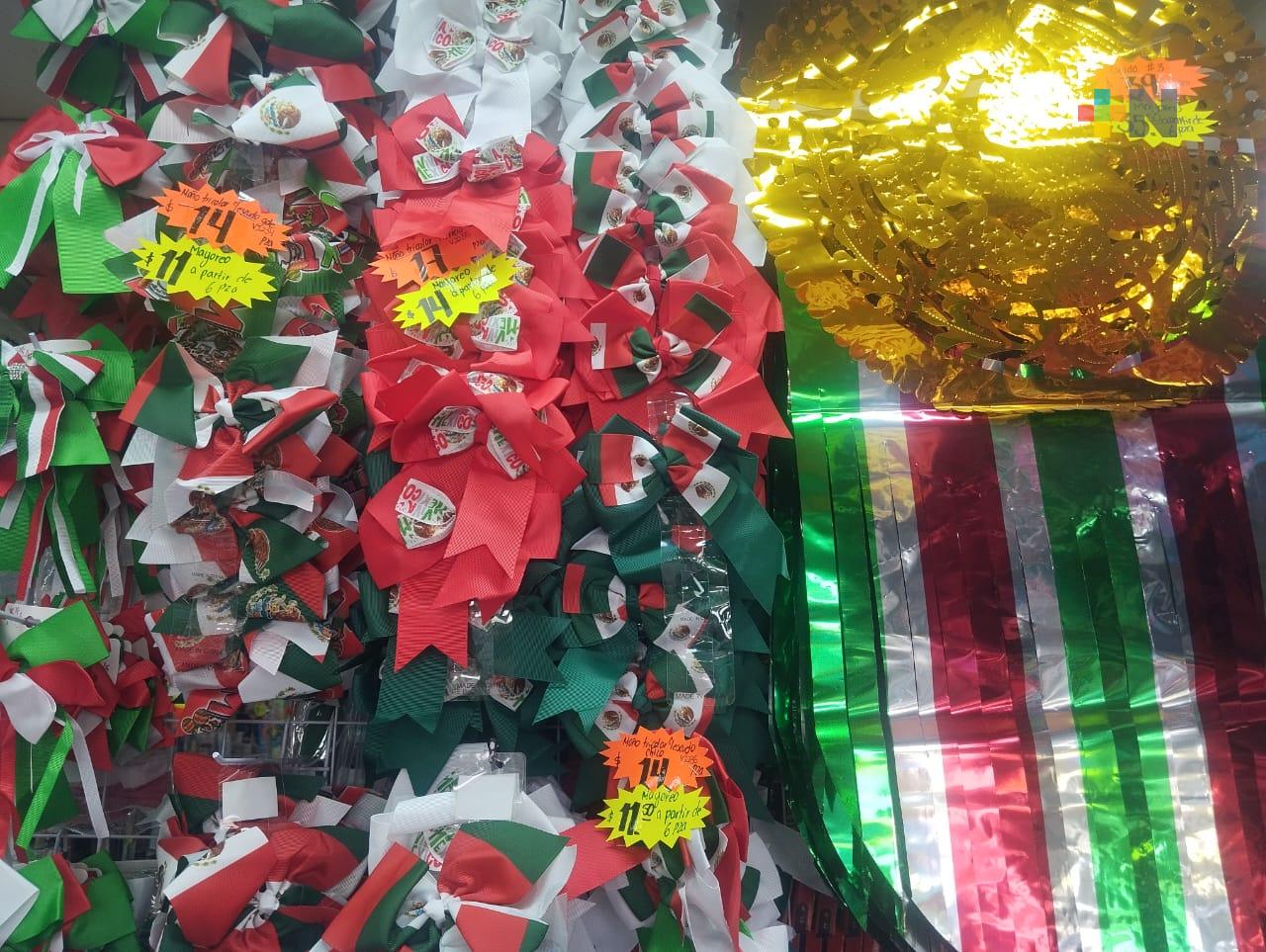 Inician negocios de Veracruz puerto venta de artículos patrios