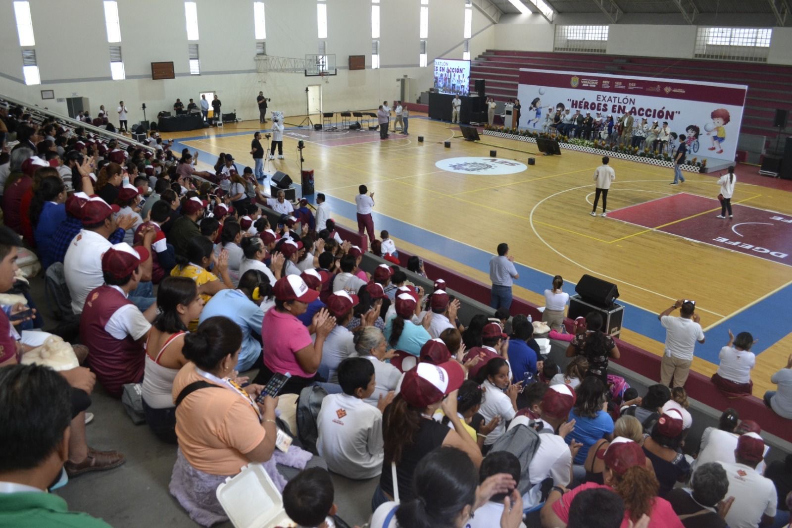 Promueve SEV inclusión y vida saludable con el Exatlón Héroes en Acción