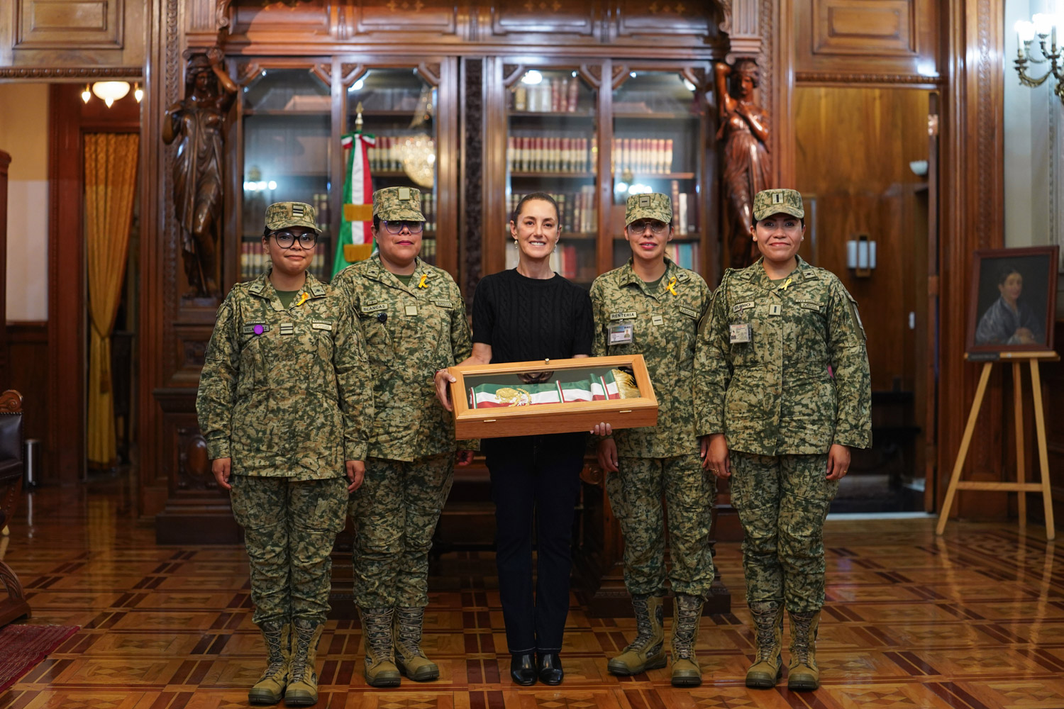 Portar la banda presidencial, un verdadero honor y privilegio: Sheinbaum