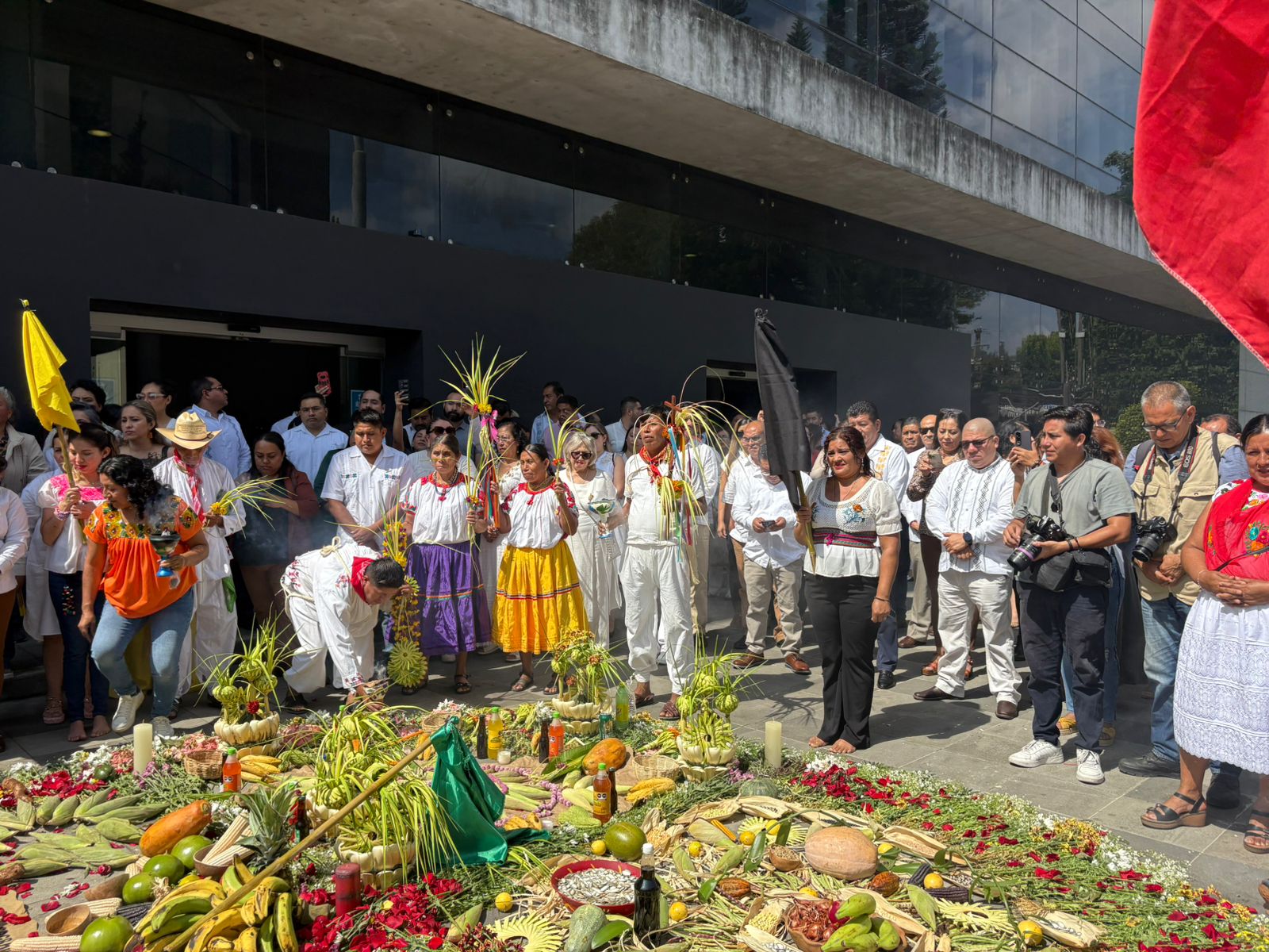 Con ceremonia de purificación dan bienvenida a nuevos integrantes del Poder Judicial