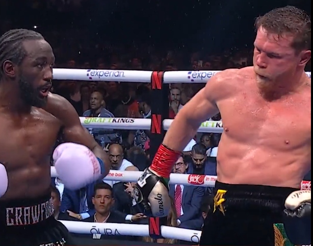 Crawford derrota a ‘Canelo’ Álvarez