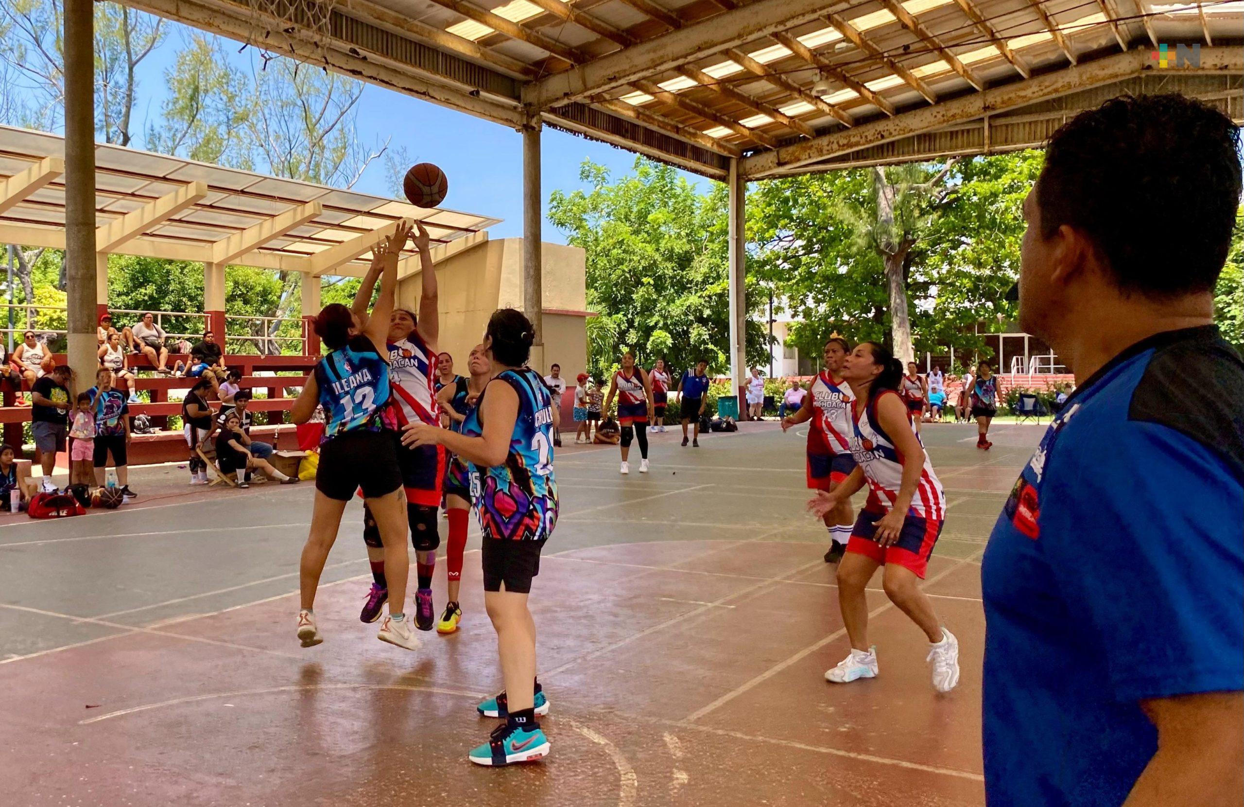 Cae el telón de la Liga Municipal de Basquetbol Femenil