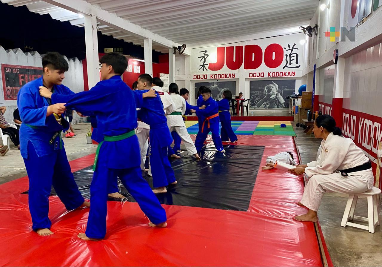 Escuela de judo de Coatzacoalcos se alista para competir en Xalapa y Morelia