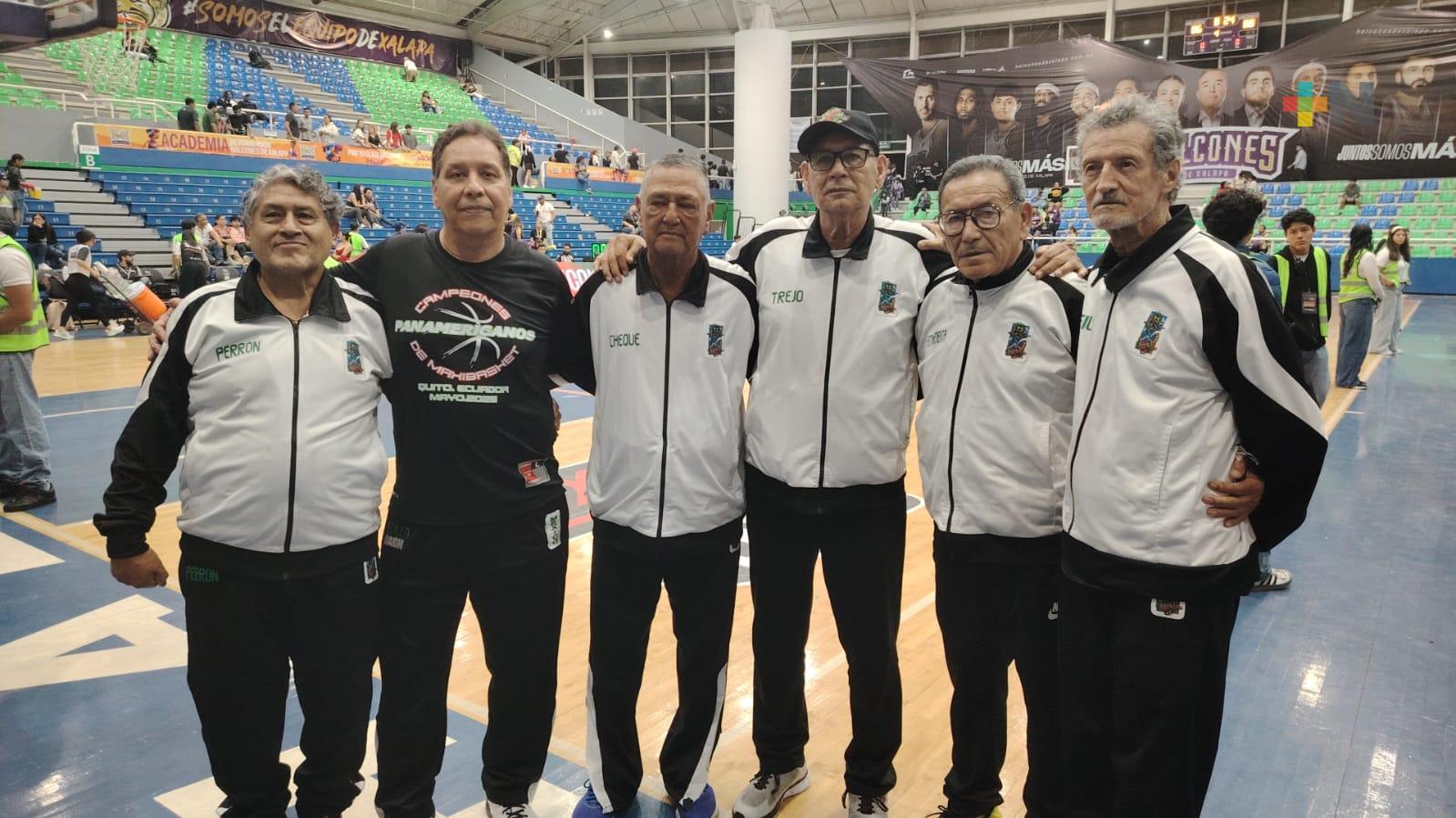 Reconocen trabajo de jugadores de baloncesto Guerreros Aztecas