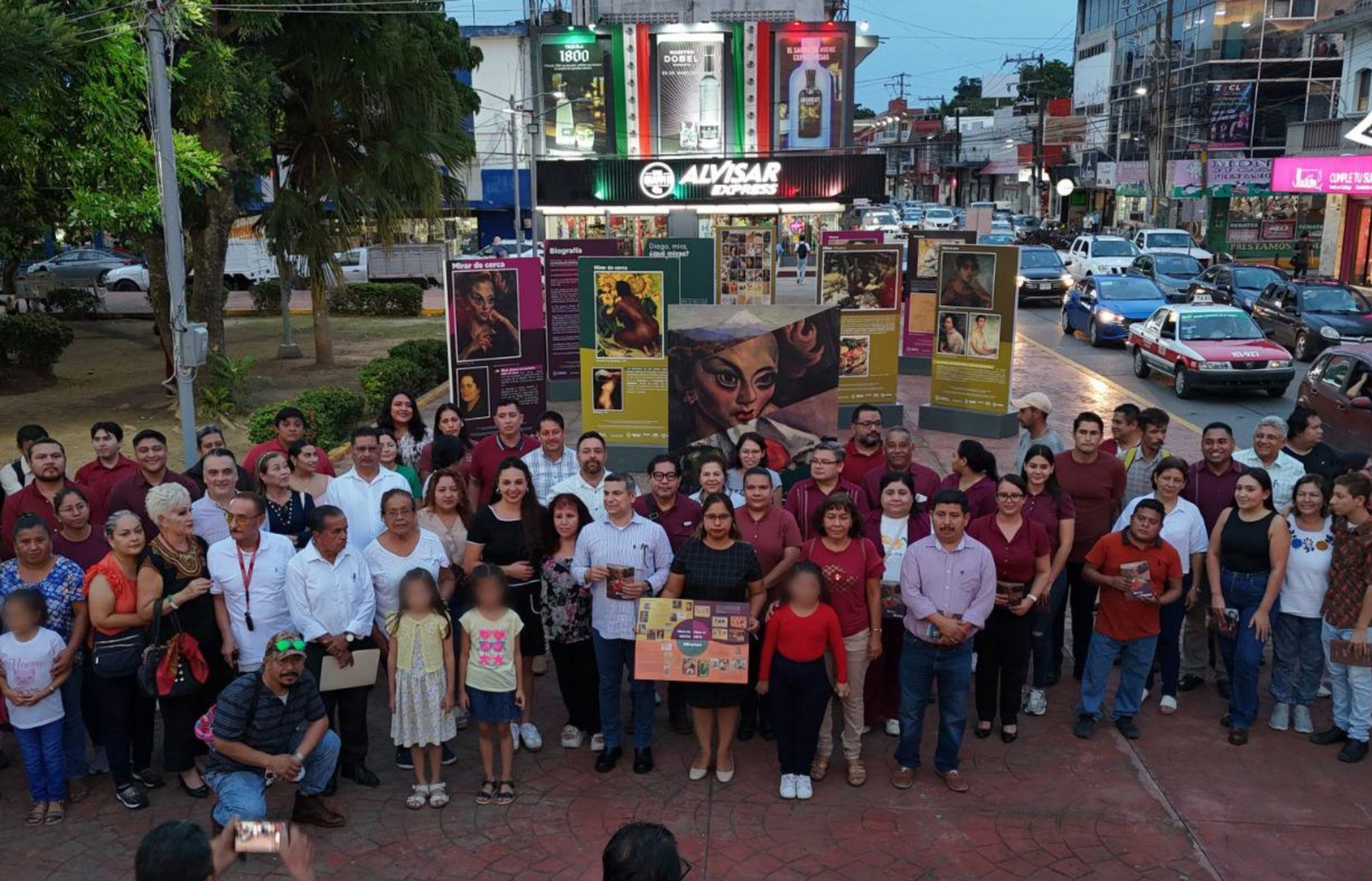 Llegó a Martínez de la Torre  galería móvil Diego Rivera 2025