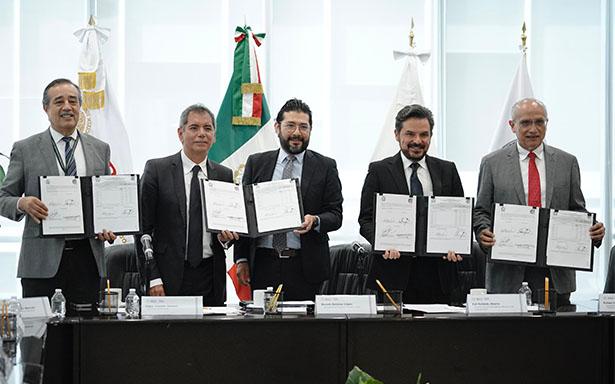 Firman IMSS y SNTSS contrato colectivo con incremento del 8.1% en salario y prestaciones