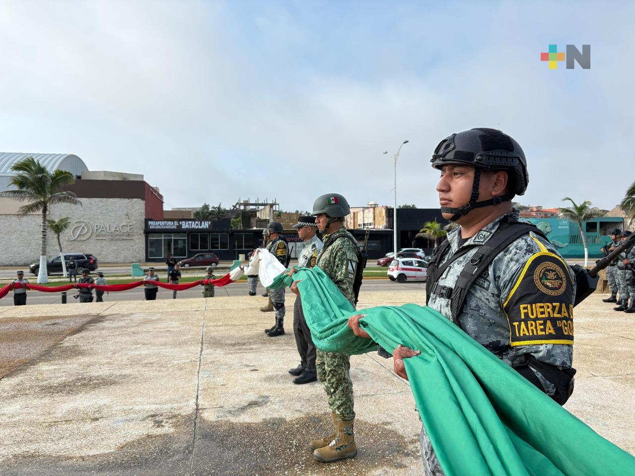 Guardia Nacional encabeza izamiento de bandera en Coatzacoalcos