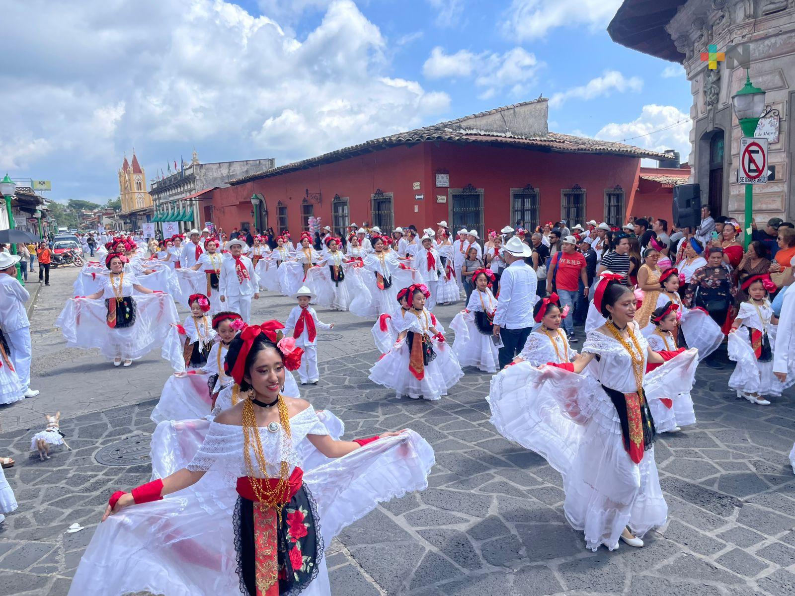 Más de mil 300 bailarines participan en Jarochodromo Internacional