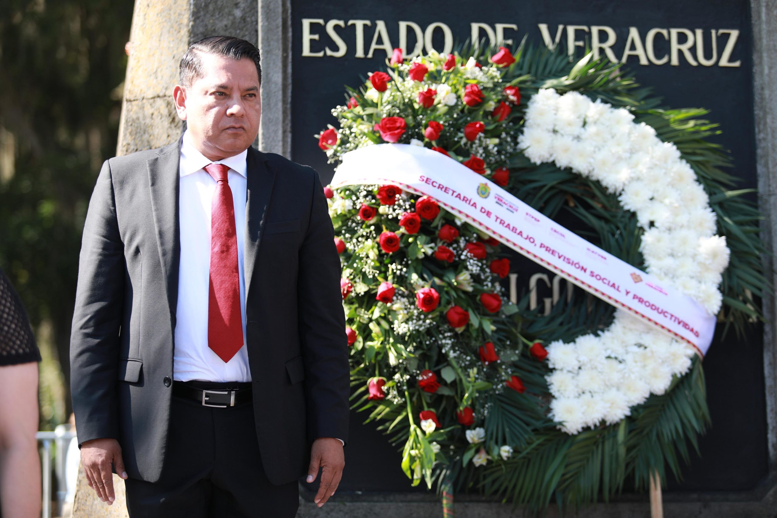 México y Veracruz honran la historia con hechos: Luis Arturo Santiago