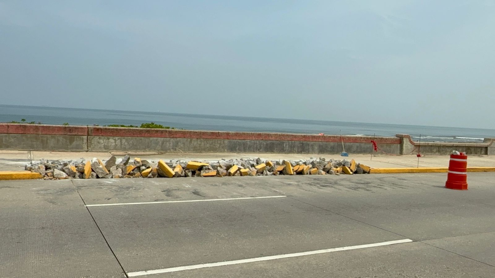 Continúan las obras en el bulevar costero de Coatzacoalcos