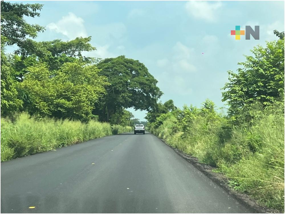 Reencarpeta SICT tramo carretero en Cosamaloapan