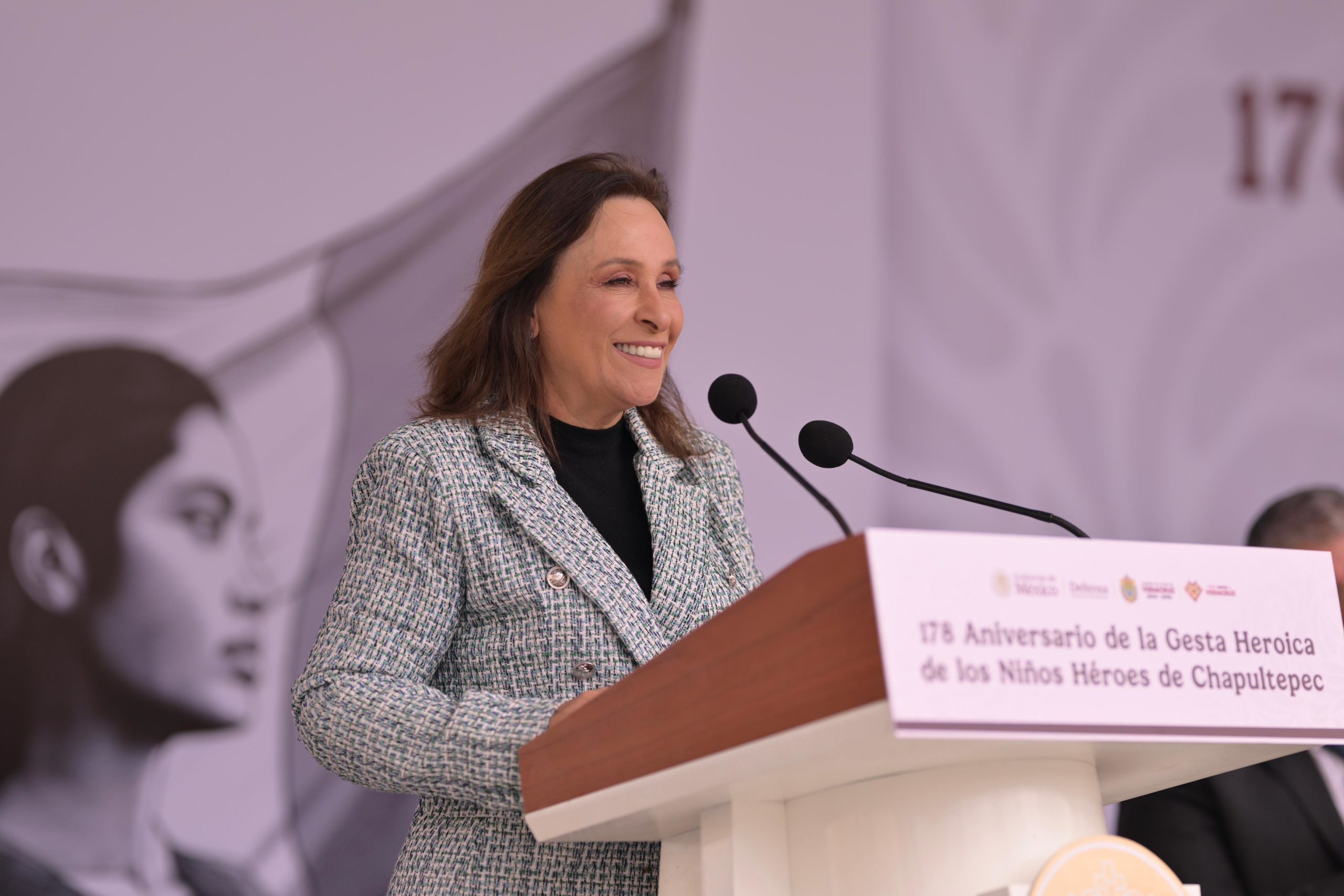 Valentía de los Niños Héroes recordatorio para luchar por un Veracruz justo y unido: Gobernadora