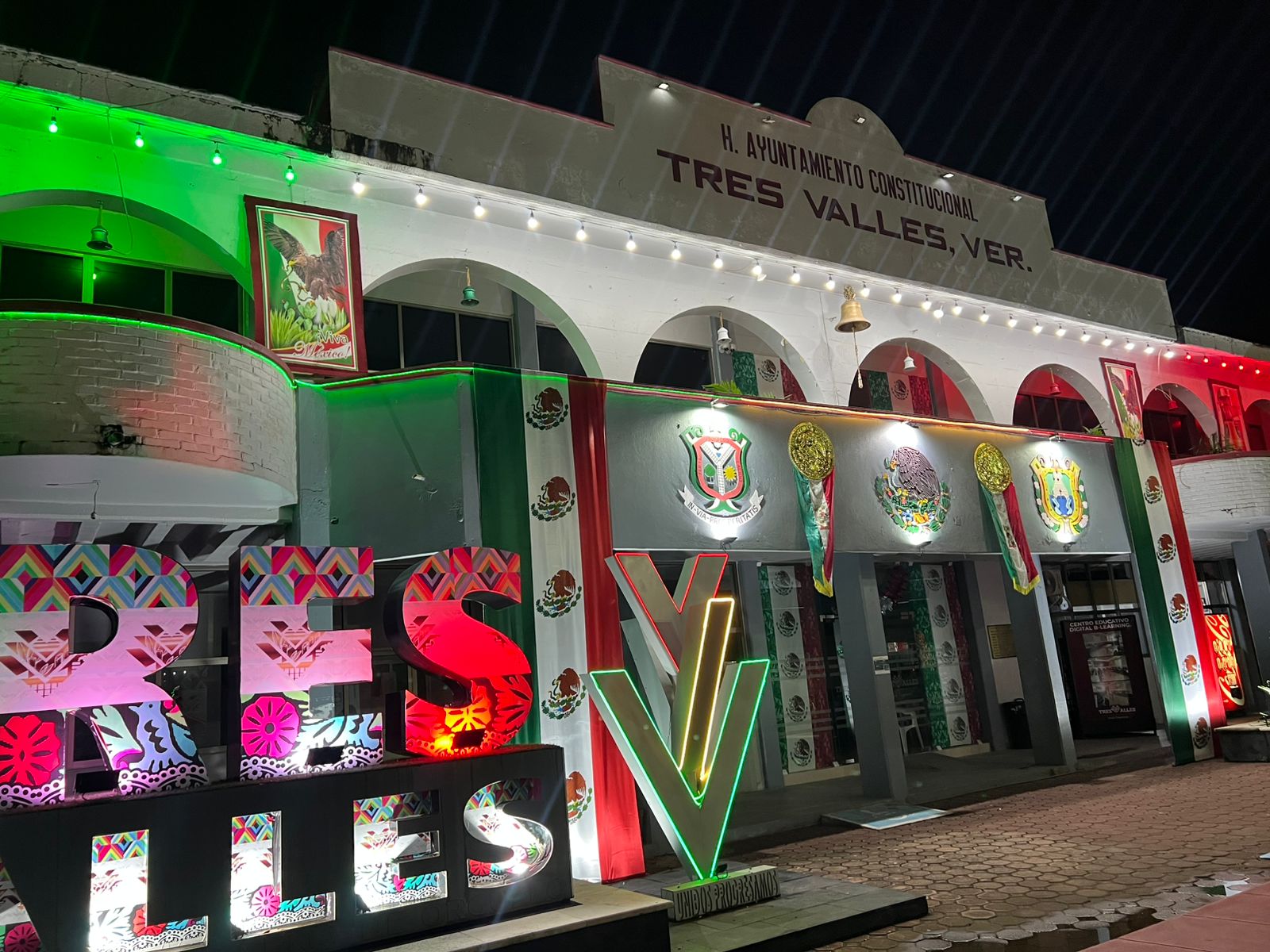 Tres Valles se viste de Patria: identidad, cultura y orgullo nacional en todo el lugar