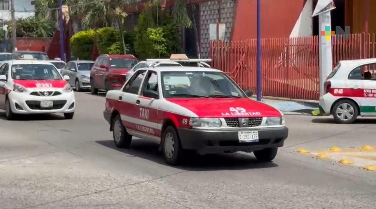 Escasez de trabajo para taxistas de Martínez de la Torre