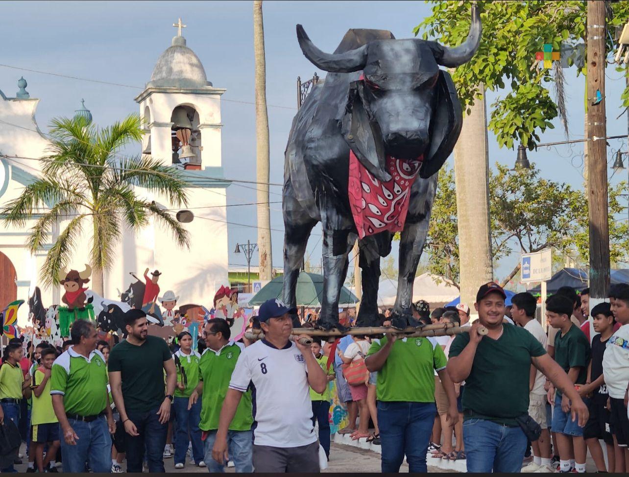 Tlacotalpan celebra con orgullo las fiestas de San Miguelito