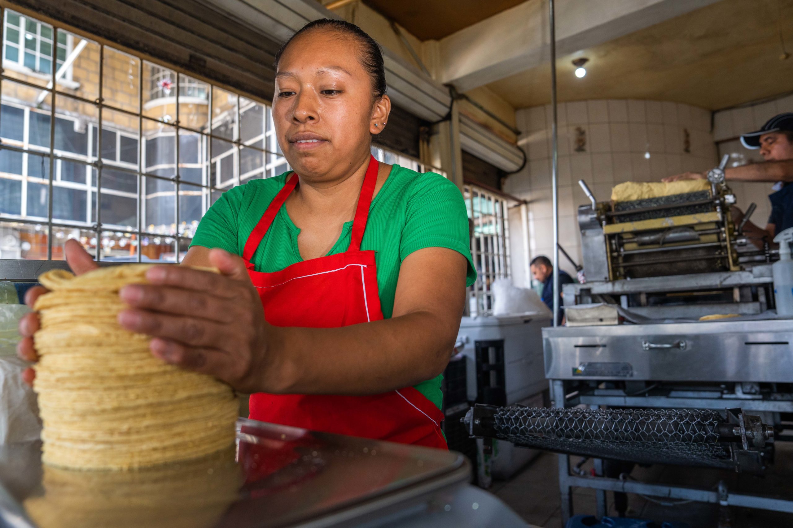 Acuerdo Nacional Maíz-Tortilla favorece que este alimento llegue con menor precio a mesas mexicanas