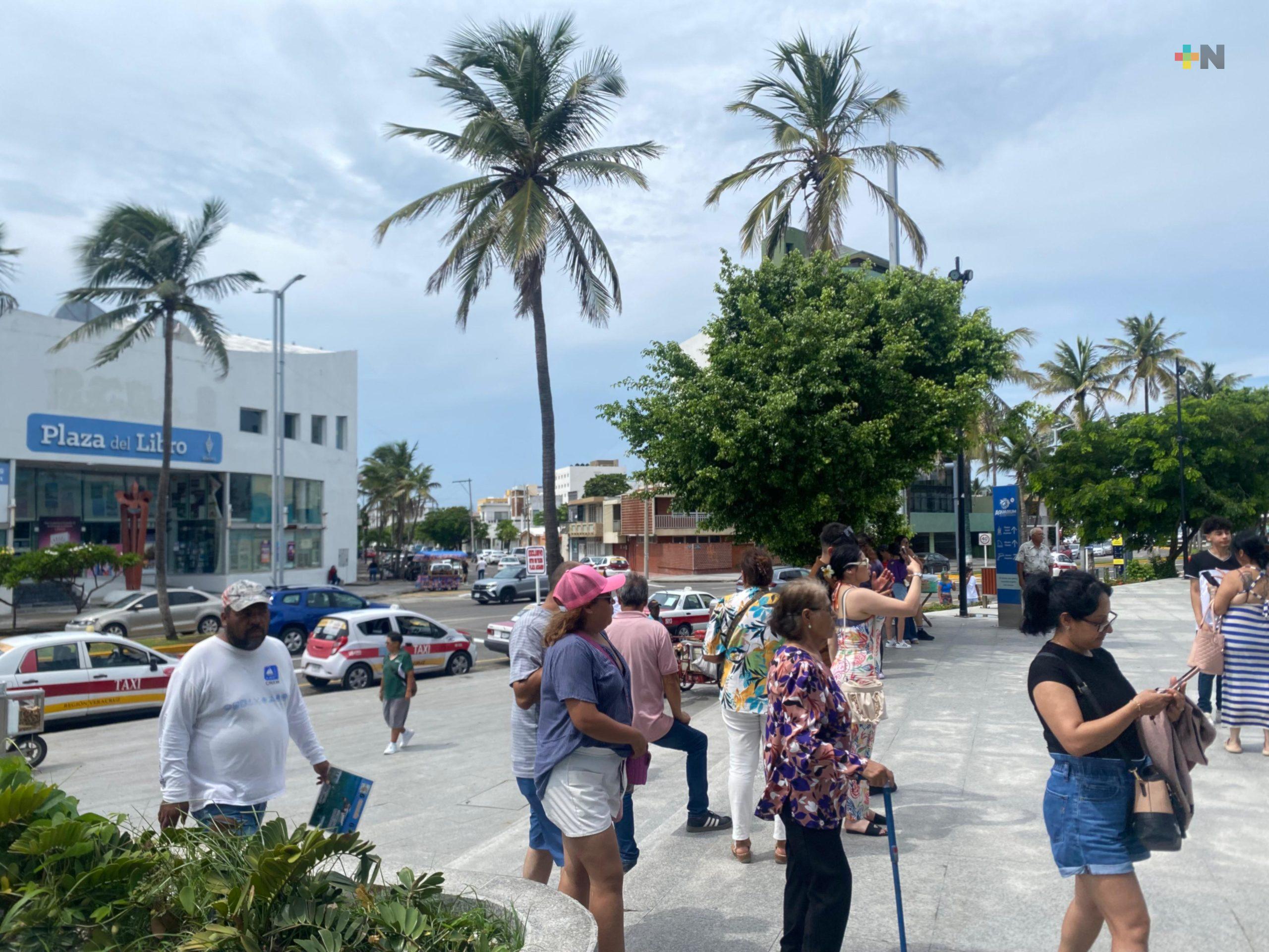 Puerto de Veracruz recibió a turistas que aprovecharon el fin de semana largo