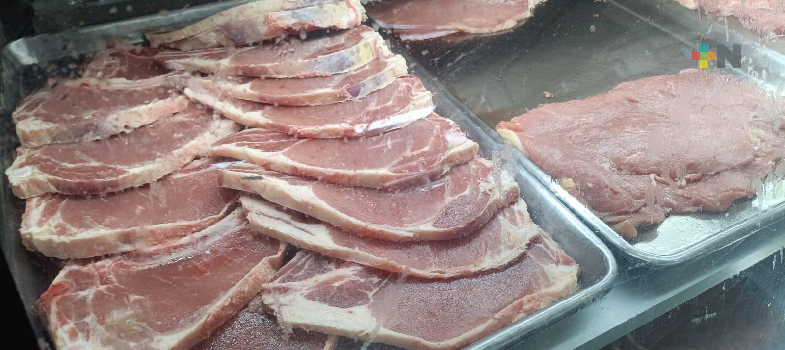 En Coatzacoalcos venta de carne de res cuenta con medidas de higiene y calidad