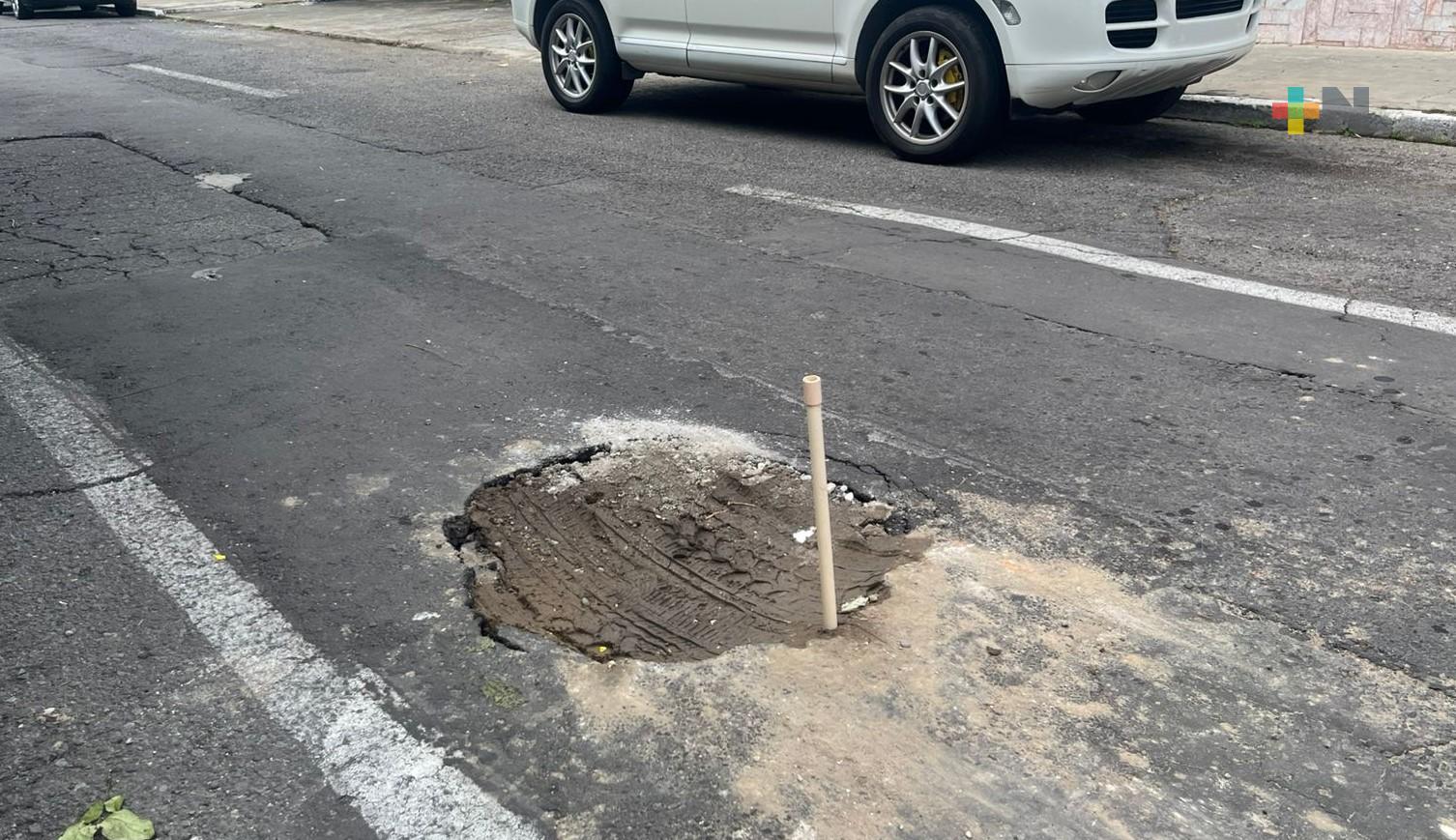 Reportan bache en avenida Venustiano Carranza de Veracruz puerto