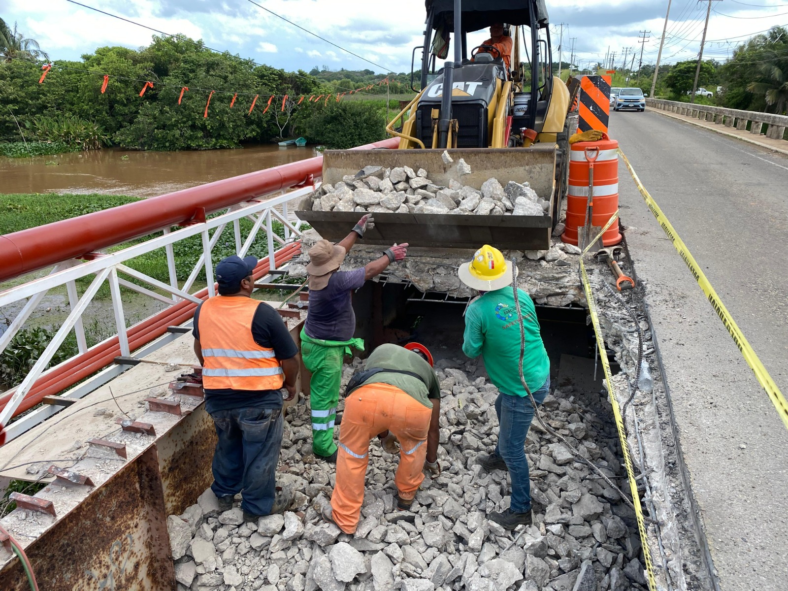 Anuncia SICT cierre temporal del puente Calzadas II por obras, el fin de semana