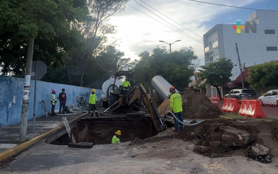 Inicia rehabilitación de socavón formado en fraccionamiento Costa Verde de Boca del Río