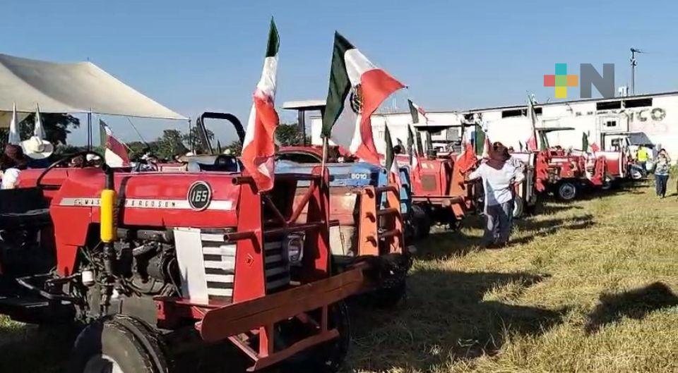 En San Rafael familias agrícolas  realizan tercera tractorada