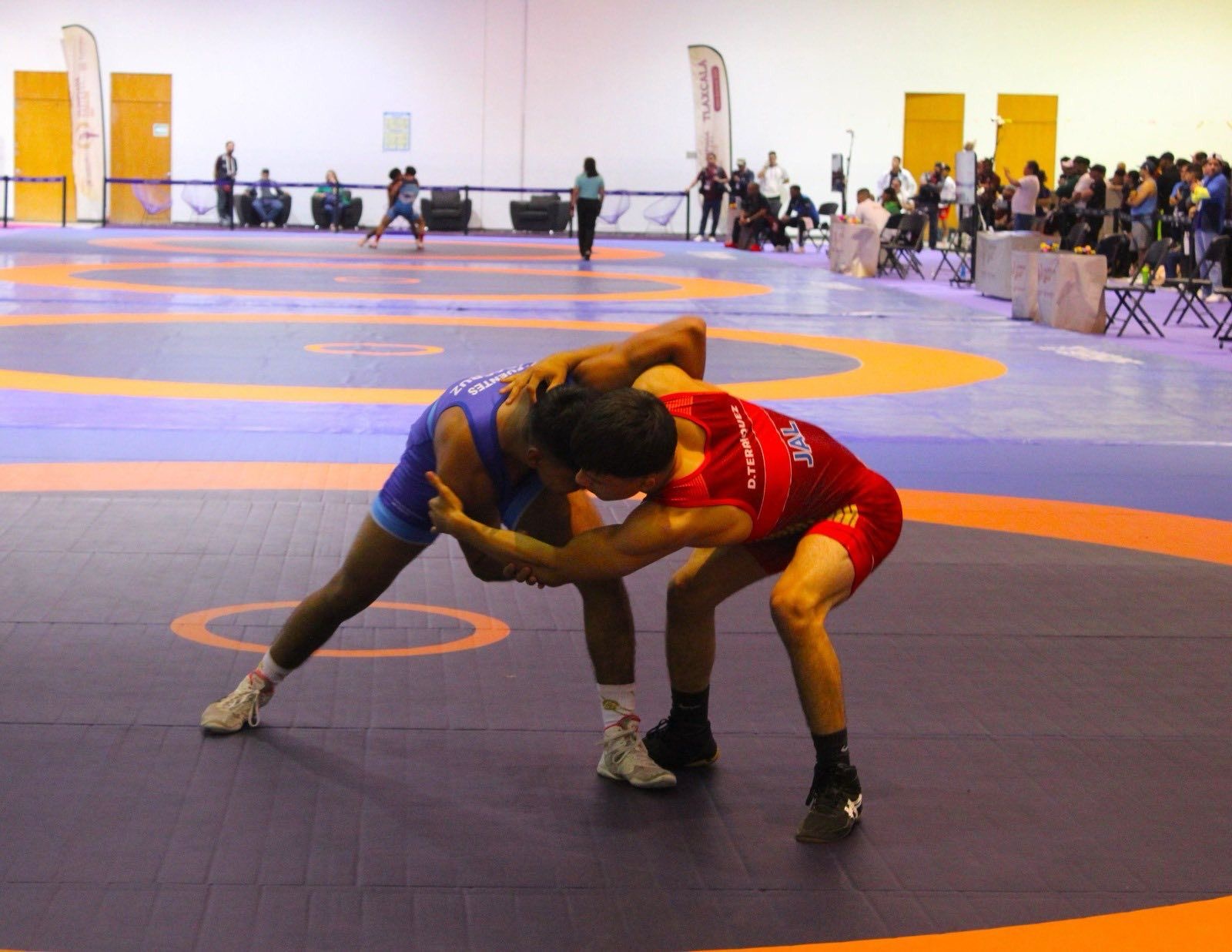 Veracruz presente en el Grand Prix Nacional de Luchas Asociadas