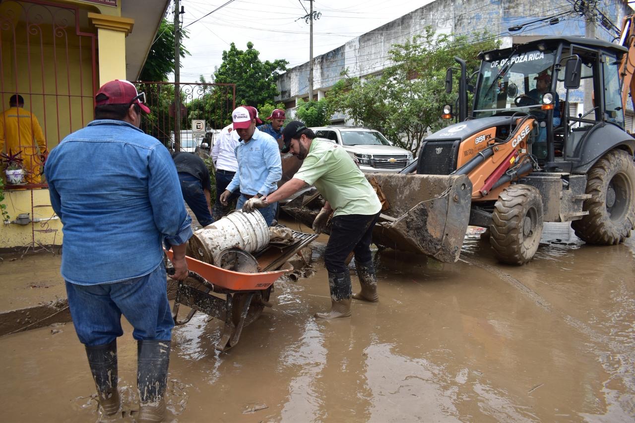 Poza Rica y Álamo recuperan progresivamente servicios y espacios limpios: Gobierno del Estado