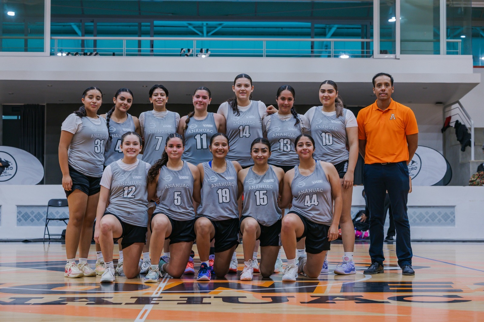 Semana positiva para Anáhuac Veracruz: Leonas ganan y Leones se preparan para nuevos retos