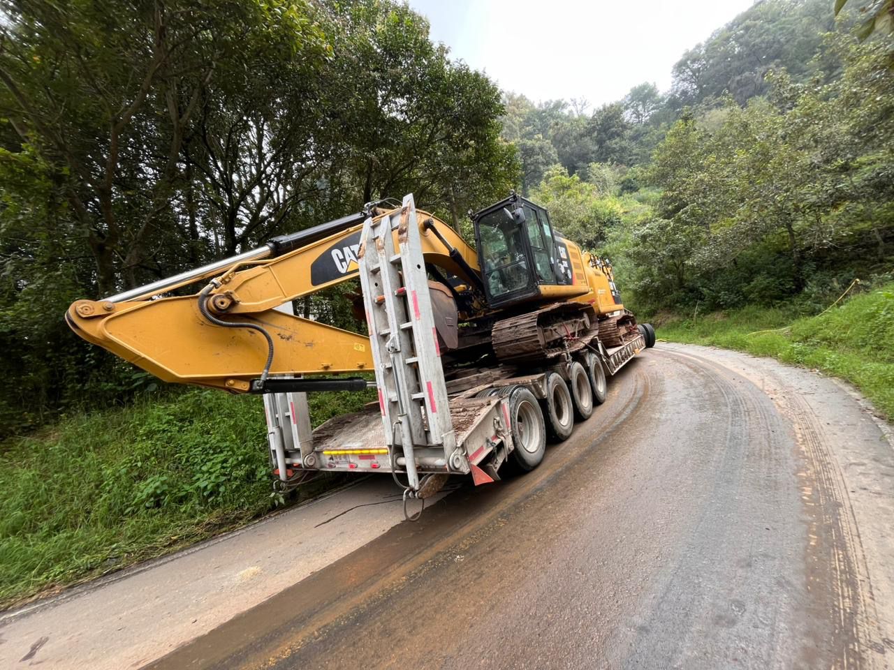 Atendidas la mayoría de las afectaciones en carreteras federales causadas por lluvias en cinco estados: Esteva Medina