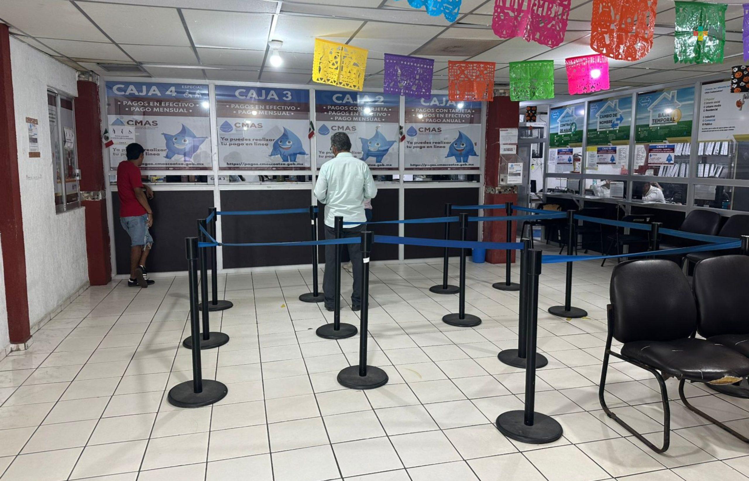 Por comenzar pago anual anticipado de servicio de agua