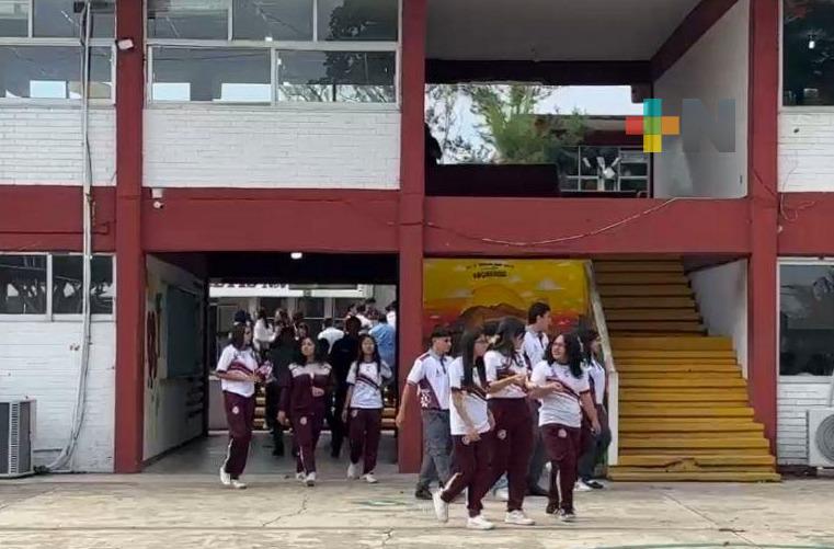 Cetis 79 de Coatza suspende clases a partir de hoy por entrada de frente frío 11