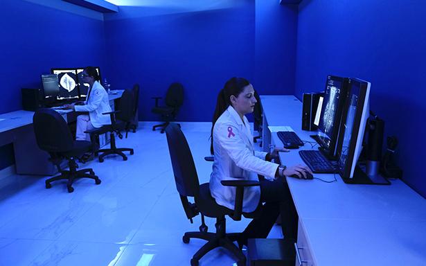 Autoexploración y diagnóstico oportuno, claves para mejorar calidad de vida de pacientes con cáncer de mama