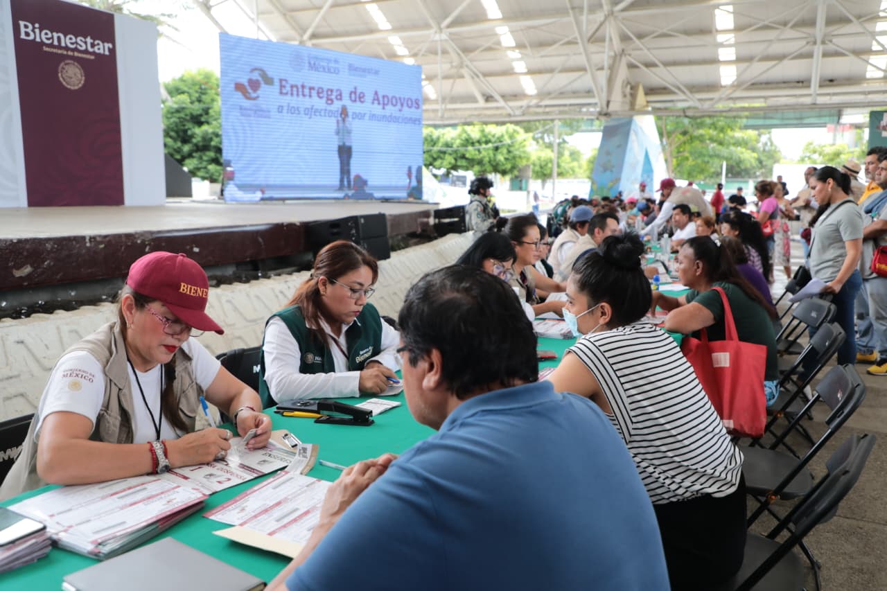 Más de 20 mil hogares veracruzanos reciben recursos inmediatos para reconstrucción de vivienda, comercios y cultivos