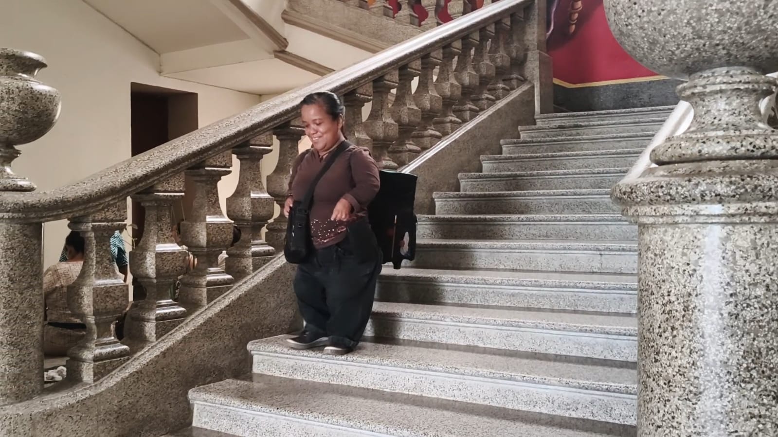 Gente pequeña se enfrenta a fuertes desafíos de inclusión, en especial, el laboral