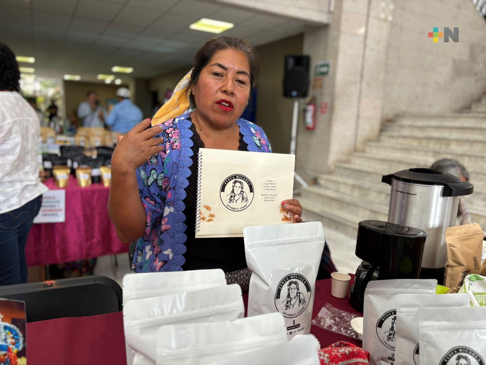 Mujeres en producción del café cada vez es más activa