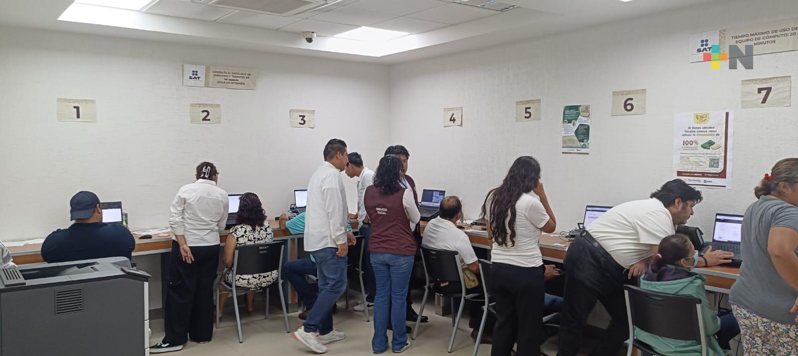 SAT Coatzacoalcos ofrece asesorías a contribuyentes para realizar facturas