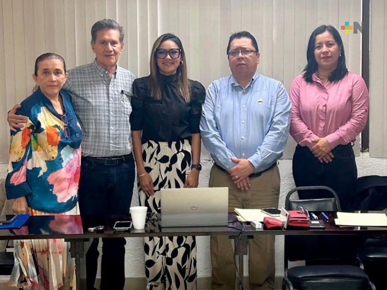 Santa del Carmen García Báez primera mujer en encabezar el Cocemsur