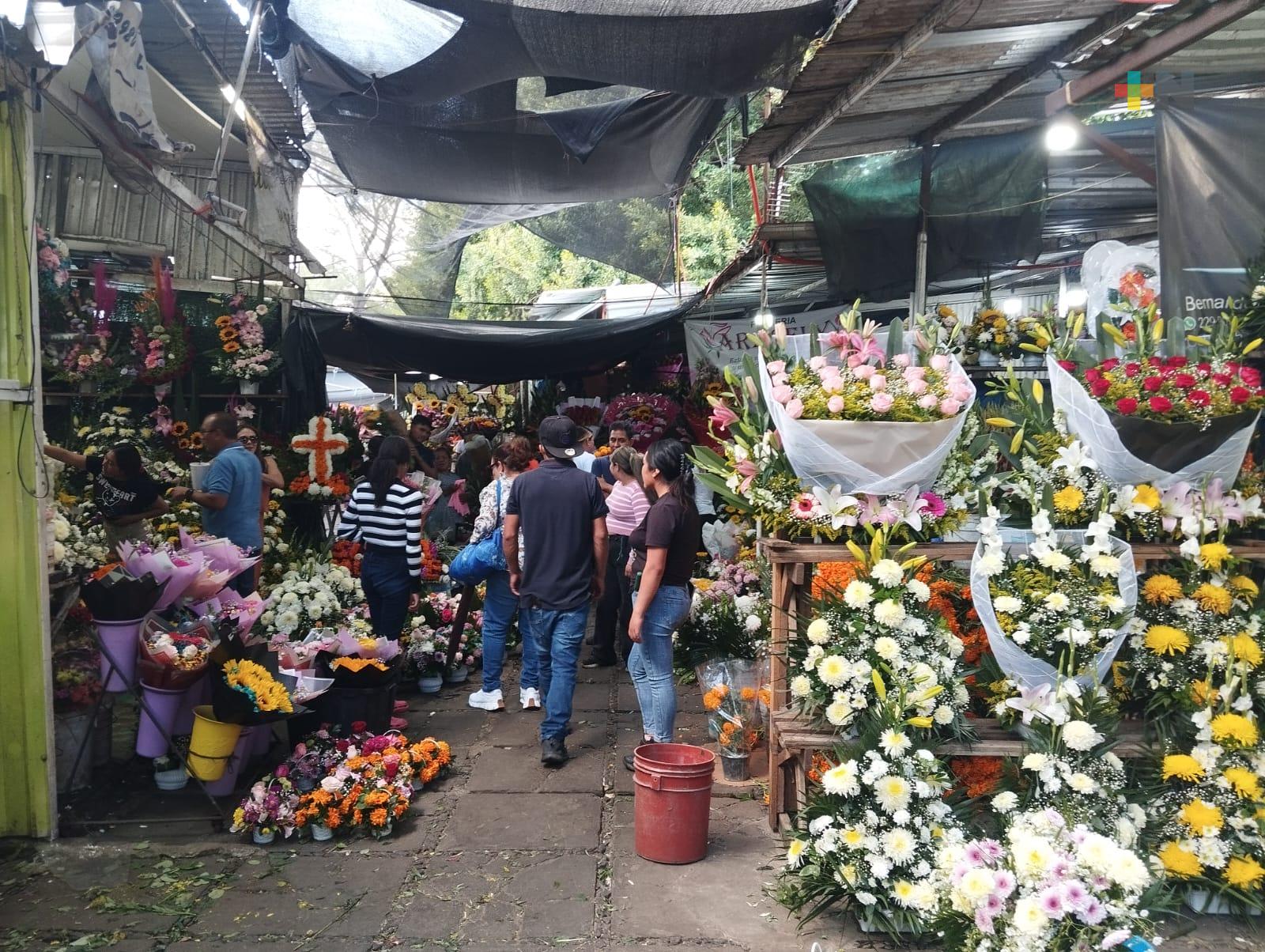 Vendedores de flores esperan repunte de ventas de hasta un 50%