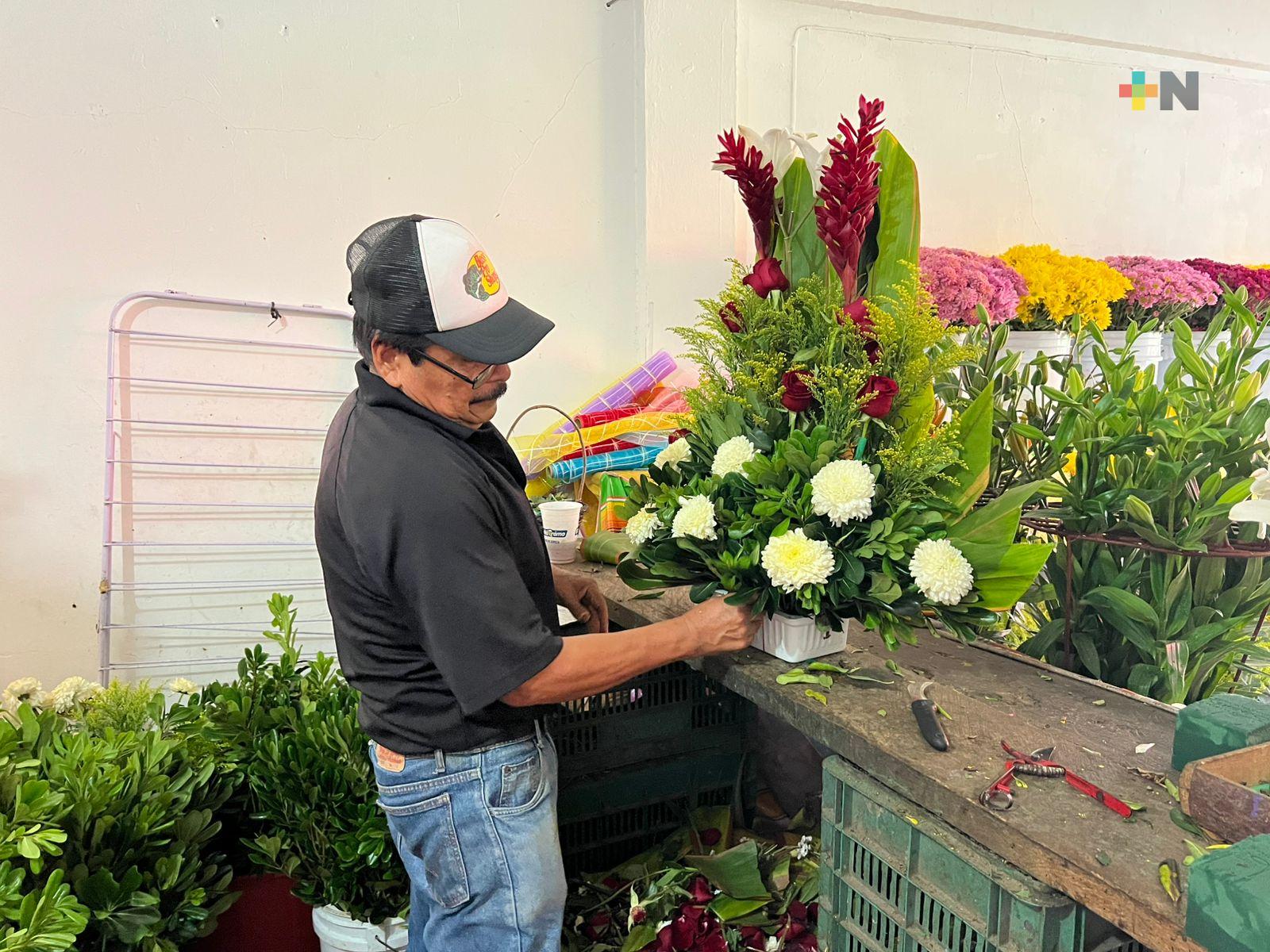 Comerciantes cuenca del Papaloapan se preparan para la temporada alta de Todos Santos