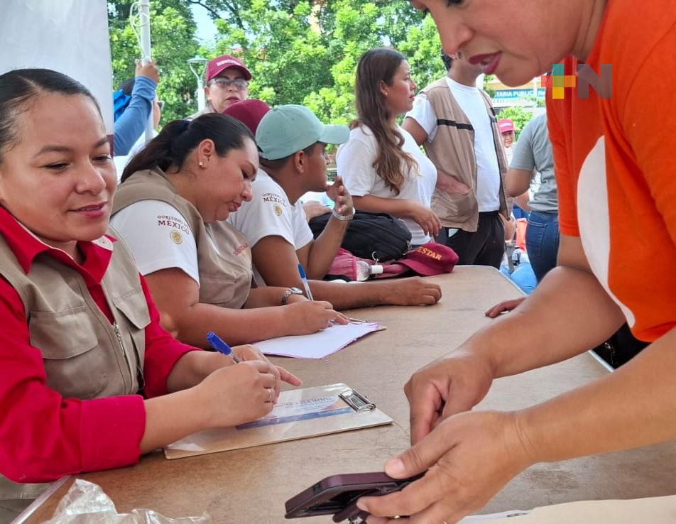 Además de vivienda, Bienestar extenderá apoyos a cultivos y comercios afectados del norte de Veracruz