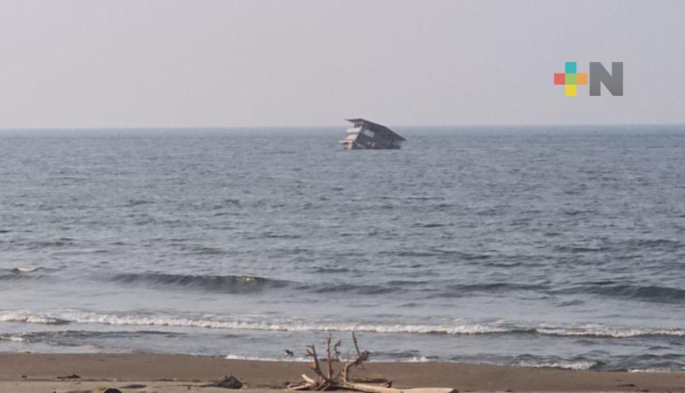 Restaurante flotante de Tuxpan llega a Coatzacoalcos