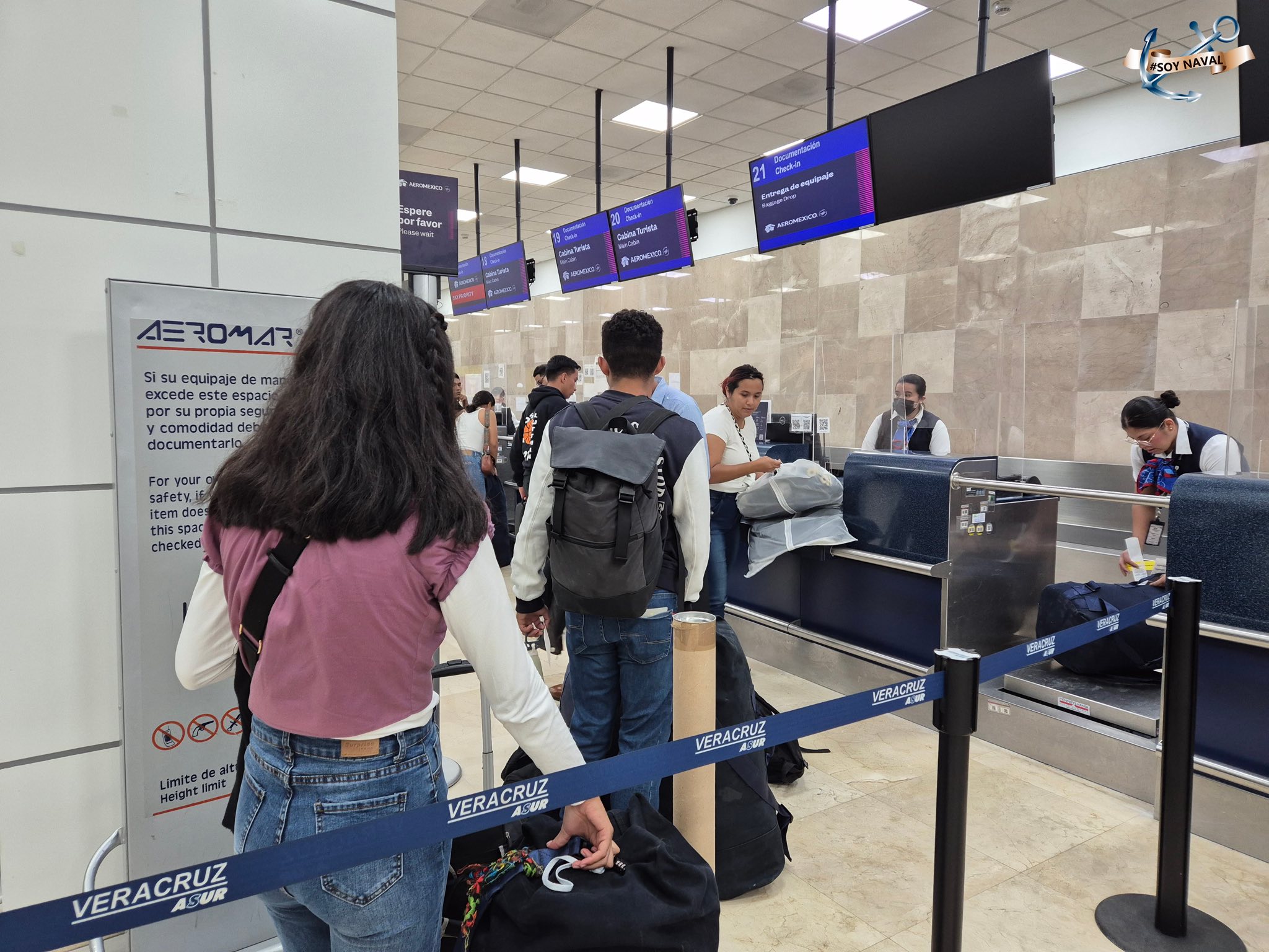 Vuelan 171 cadetes navales a Nueva York para incorporarse al velero Cuauhtémoc