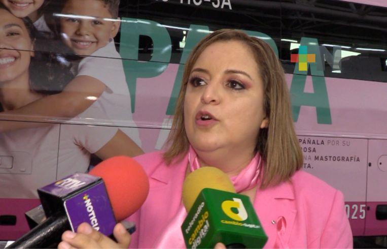 Central camionera de Veracruz reactiva rutas y apoya con transporte de víveres