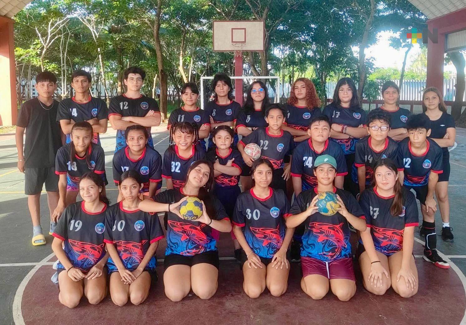 Escualos de Coatzacoalcos se preparan para la Copa Xalapa de Handball 2025
