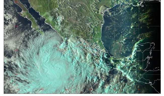 Lluvias de muy fuertes a torrenciales en 5 entidades, debido al huracán Priscilla
