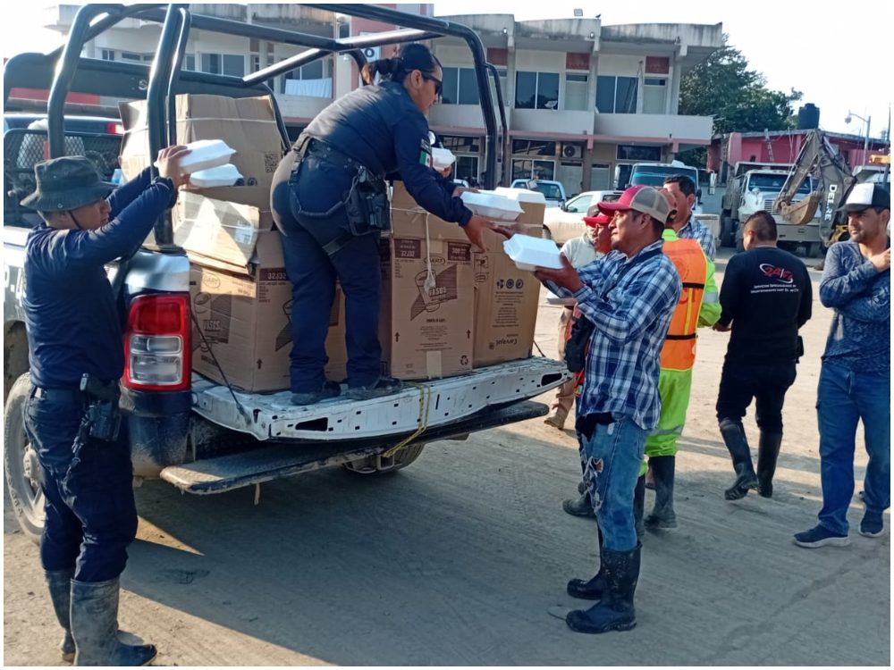 Plan Tajín: 38 mil 314 comidas calientes y 11 mil 748 paquetes alimentarios entregados a la población de la zona norte
