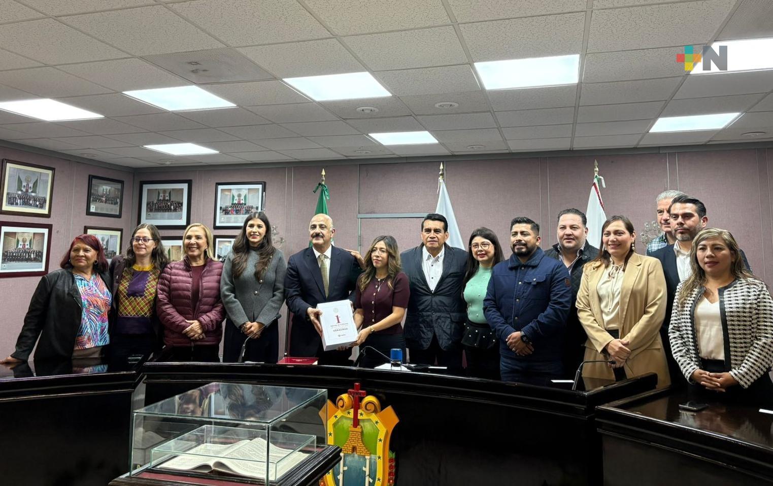 Rocío Nahle presenta su primer informe de gobierno en Veracruz